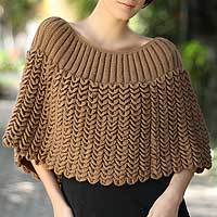 100% alpaca poncho,