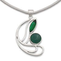 Agate pendant choker,