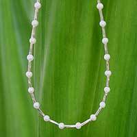 Pearl strand necklace,