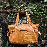 Leather shoulder bag Bright and Bold Nicaragua