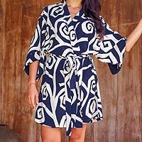 Rayon robe,