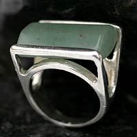 Quartz cocktail ring,
