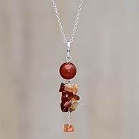 Agate pendant necklace,