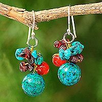Garnet and carnelian beaded dangle earrings,