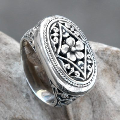 Ornate Sterling Silver Cocktail Ring with Floral Motif