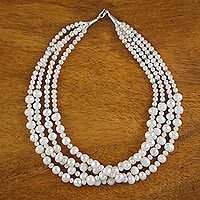 Pearl strand necklace,