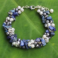 Cultured pearl and lapis lazuli beaded bracelet,