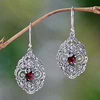 Garnet dangle earrings,