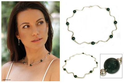 Jade beaded necklace, Usumacinta