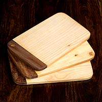 Cypress wood chopping boards Swivels set of 3 Guatemala