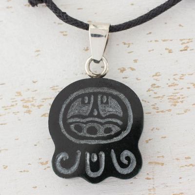 Jade pendant necklace, Light and Darkness