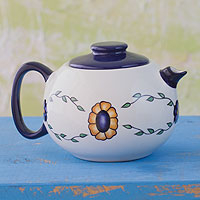 Ceramic tea pot Margarita Guatemala