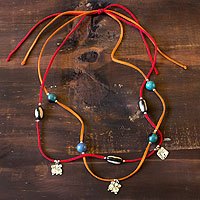 Leather and ceramic pendant necklace- ’Maya Destiny’ (Honduras) Leather and ceramic pendant necklace- ’Maya Destiny’ (Honduras)
