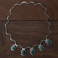 Jade pendant necklace,