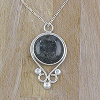Jade pendant necklace,