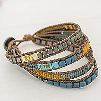 Glass beaded wristband bracelet, Amatique Bay