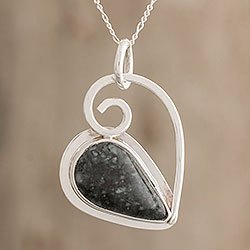 Jade pendant necklace,