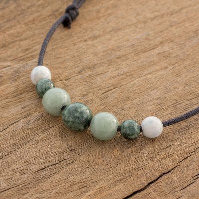 Jade pendant necklace, Ancient Virtue