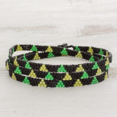 Beaded wrap bracelet, Green Peaks