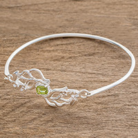 Sterling silver pendant bracelet,