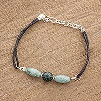 Jade pendant bracelet,