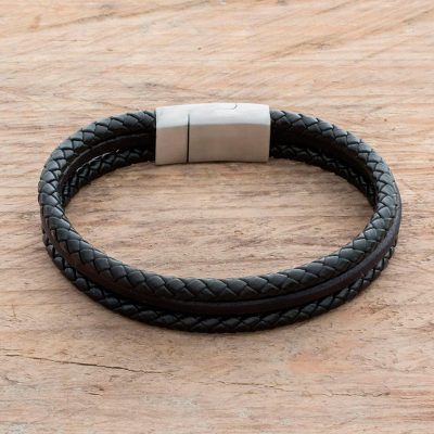 Men's leather cord bracelet, 'Masculine Strands in Black' - Men's Leather Cord Bracelet in Black from Costa Rica