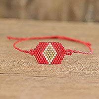 Beaded pendant bracelet, 'Red and Gold Diamond' - Red and Gold Unisex Glass Beaded Diamond patterned Bracelet