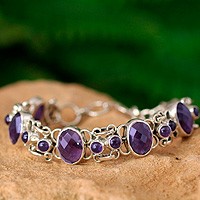 Amethyst link bracelet,