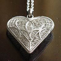 Silver filigree necklace In My Heart Peru