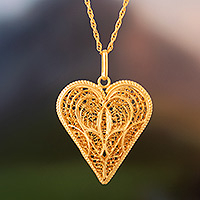 Gold plated necklace Heart of Lace Peru