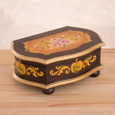 Cedar box, Scent of Roses