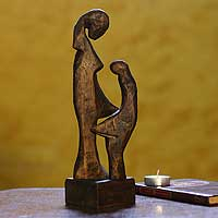 Wood sculpture In Eternum Peru