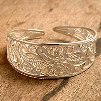 Silver filigree cuff bracelet Floral Breeze Peru