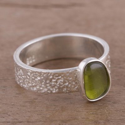Artisan Crafted Single Stone Peridot Solitaire Ring