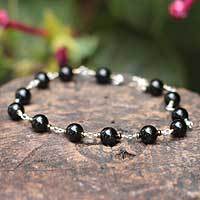 Onyx beaded bracelet,