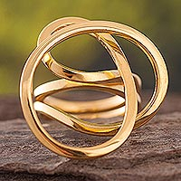 Gold plated cocktail ring, 'Amazon Knot' - Women's Modern 18K Gold Plated Cocktail Ring