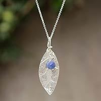 Sodalite pendant necklace,