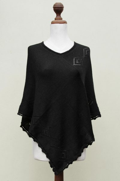 Alpaca blend poncho, Huancayo Diamonds