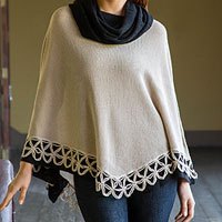 100% alpaca poncho,