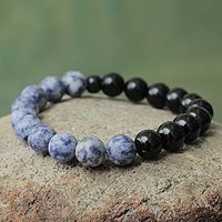 Sodalite and agate stretch bracelet,