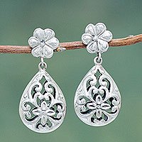 Sterling silver flower earrings,
