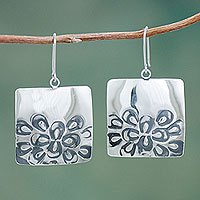 Sterling silver flower earrings,