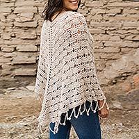 100% alpaca poncho,