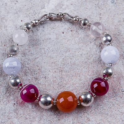 Agate and rose quartz beaded bracelet, Lady of Lima