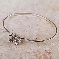 Sterling silver flower bracelet,