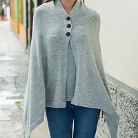 100% alpaca poncho,