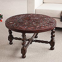 Wood and leather accent table Colonial Inspiration Peru