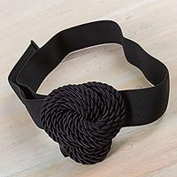 Stretch belt Modern Knot in Black Peru