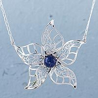 Sodalite pendant necklace,
