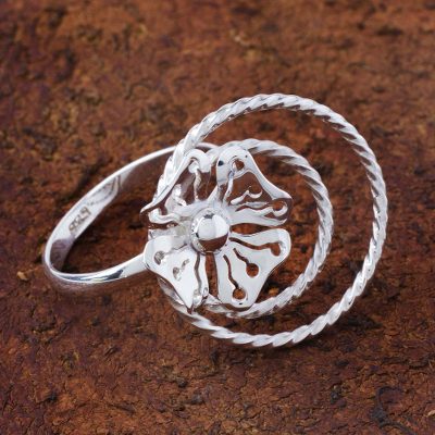 925 Sterling Silver Flower Cocktail Ring Handmade in Peru